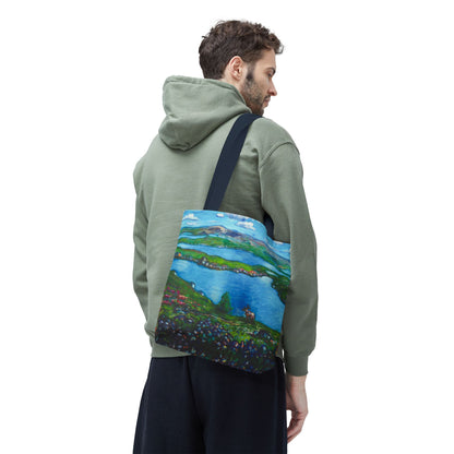 Stofftasche mit malerischer Seenlandschaft – Handbemalte Strandtasche mit Küstenkunst