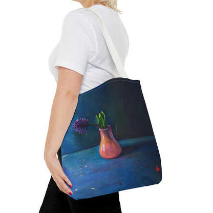 Florale Stillleben-Einkaufstasche – Malereische Vase & Lila Blüte AOP