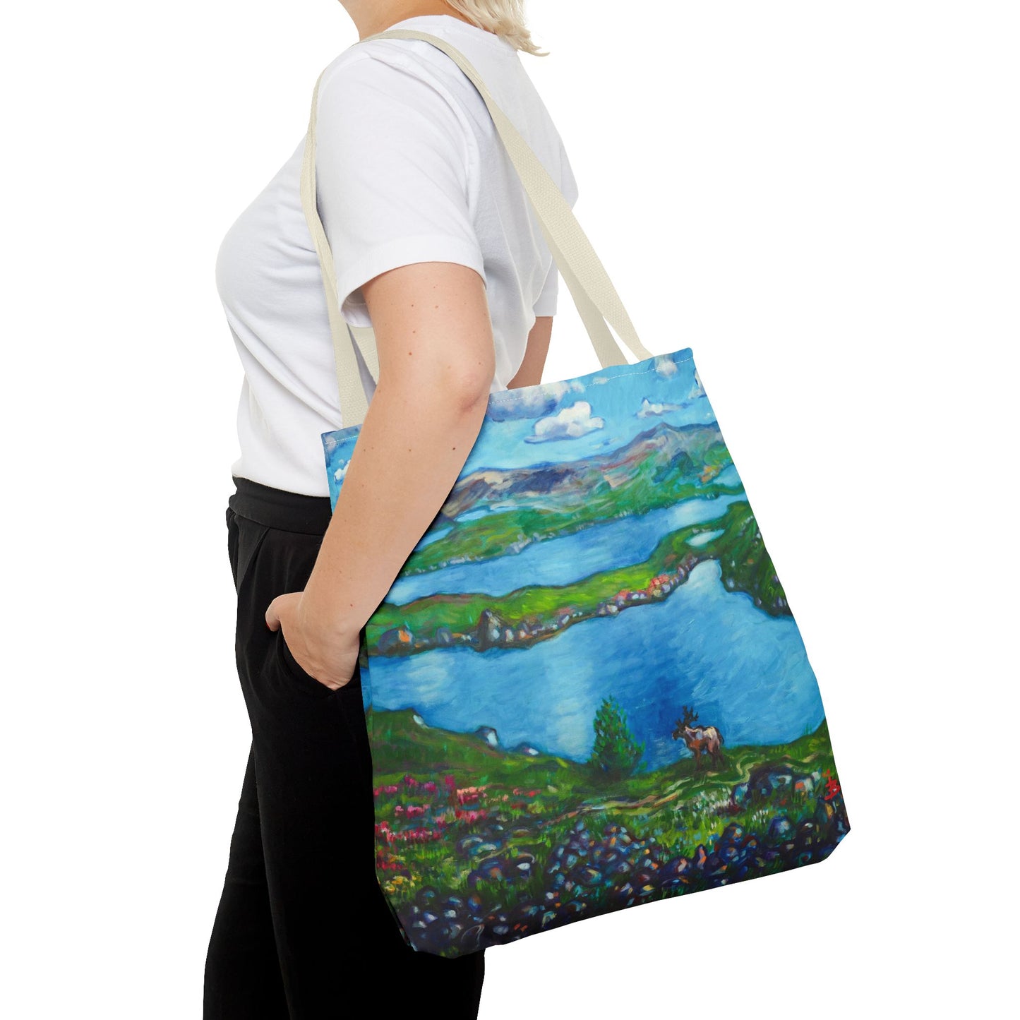 Stofftasche mit malerischer Seenlandschaft – Handbemalte Strandtasche mit Küstenkunst