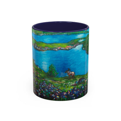 Kaffeetasse mit malerischem Seemotiv – blaue Innenseite