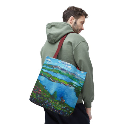 Stofftasche mit malerischer Seenlandschaft – Handbemalte Strandtasche mit Küstenkunst