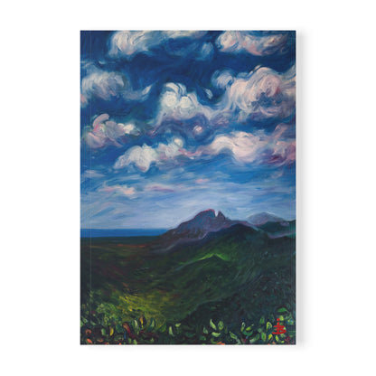 A5 Notizbuch mit Softcover – Einband mit beruhigender Berglandschaft, Wolkenlandschaft-Tagebuch für Reisen, Skizzen und tägliche Notizen