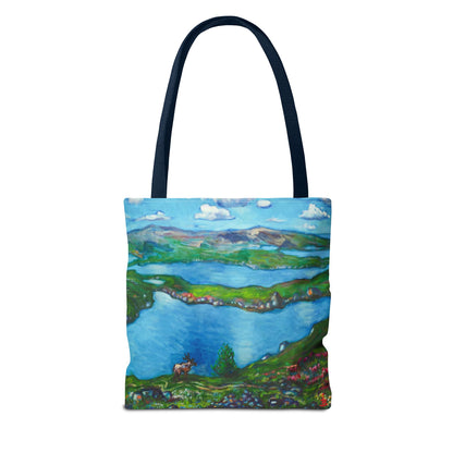 Stofftasche mit malerischer Seenlandschaft – Handbemalte Strandtasche mit Küstenkunst