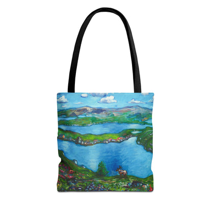 Stofftasche mit malerischer Seenlandschaft – Handbemalte Strandtasche mit Küstenkunst