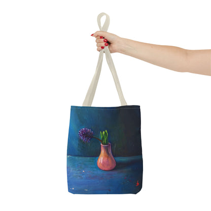 Florale Stillleben-Einkaufstasche – Malereische Vase & Lila Blüte AOP