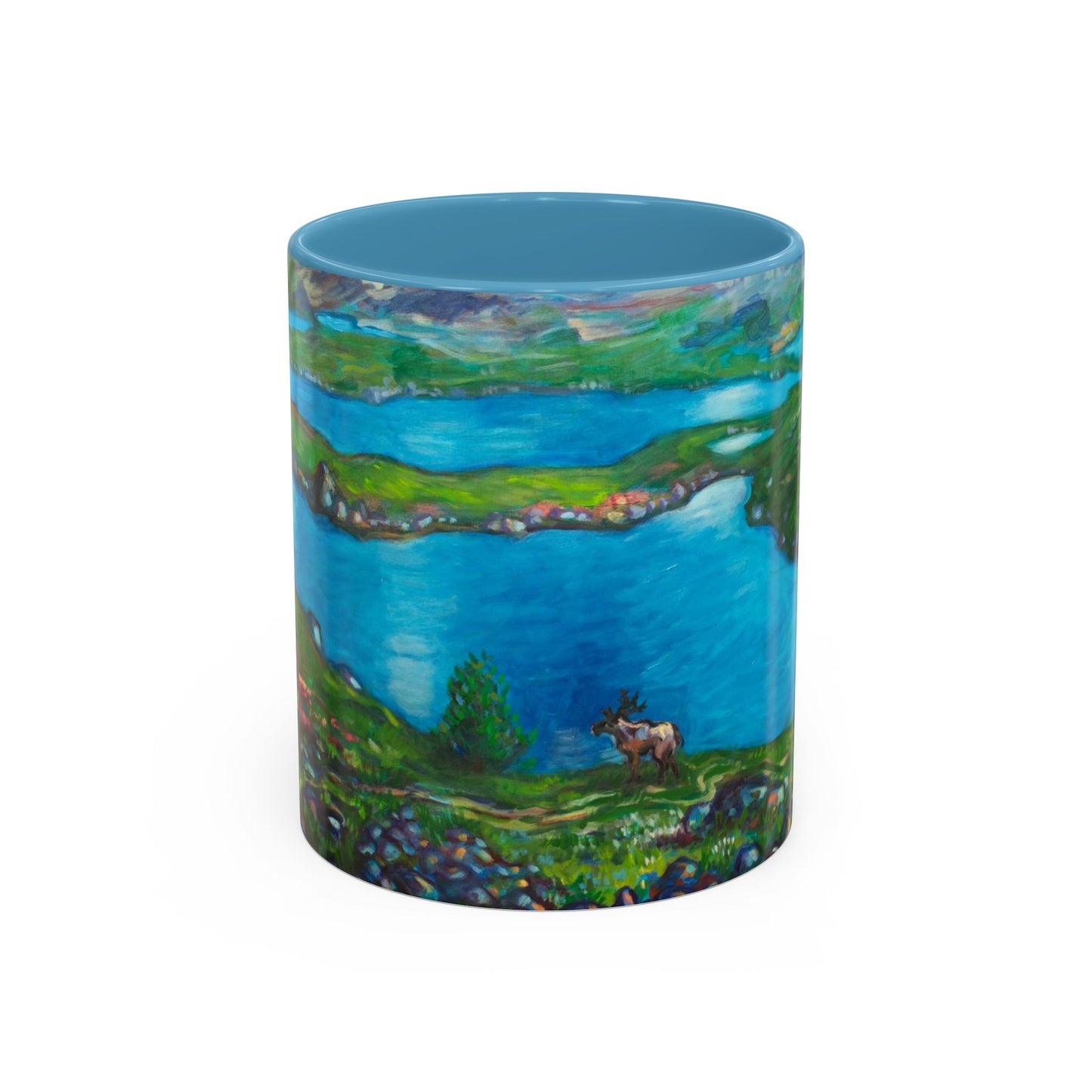 Kaffeetasse „Malerische Seenlandschaft“ – Keramiktasse mit blauem Akzent