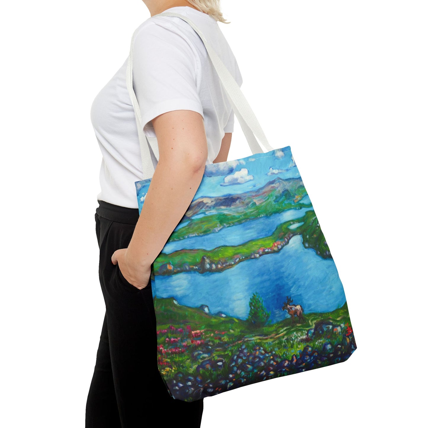 Stofftasche mit malerischer Seenlandschaft – Handbemalte Strandtasche mit Küstenkunst
