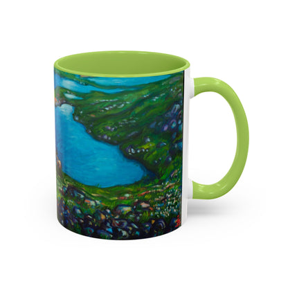 Kaffeetasse mit malerischem Seemotiv – blaue Innenseite