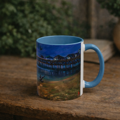 Kaffeebecher mit Akzent: Küstenpier bei Sonnenuntergang – Strandlandschaft 11/15oz